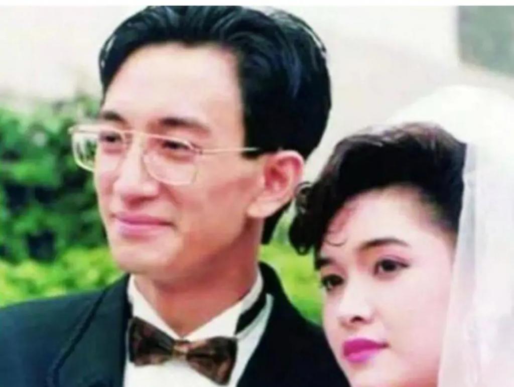 好久不见吴启华，变厨子了？女儿好漂亮