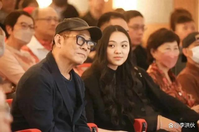 看破红尘了，李连杰已向妻子交代死后不立碑不办丧事