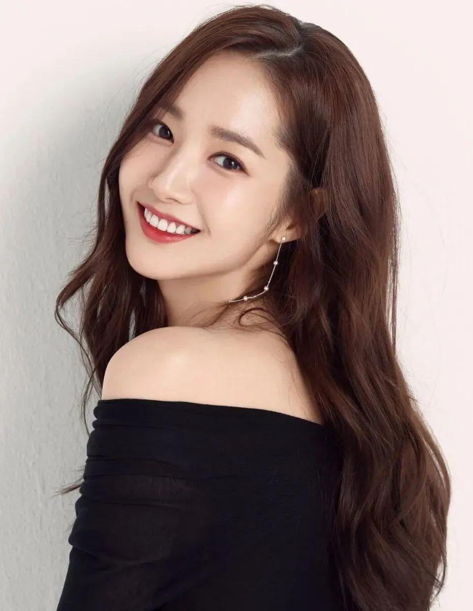 怎么想的，找个诈骗犯当男友？