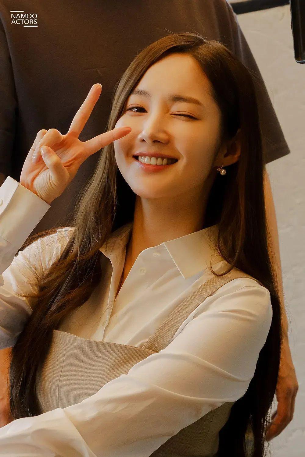 怎么想的，找个诈骗犯当男友？