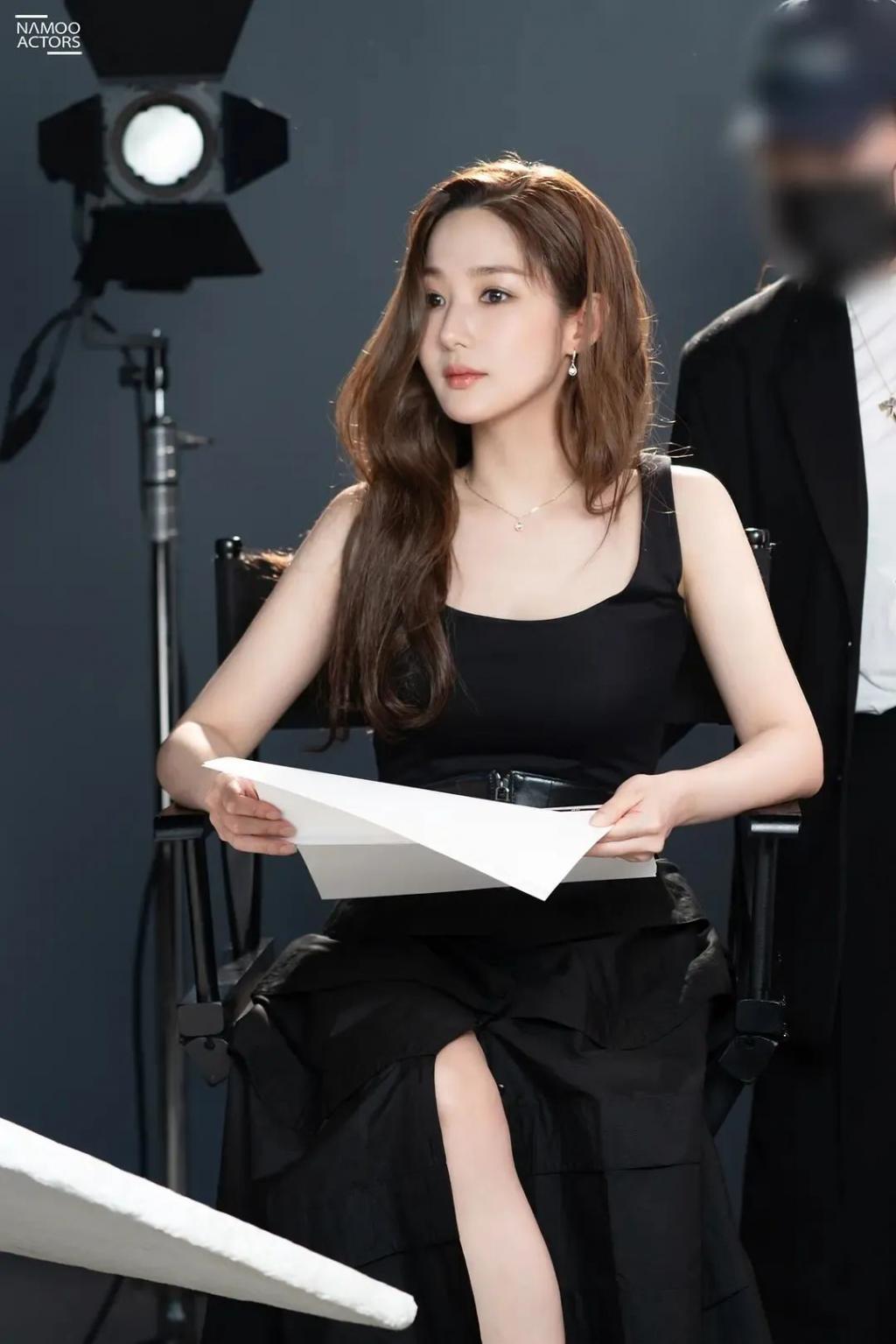 怎么想的，找个诈骗犯当男友？