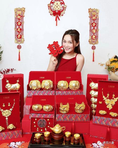 拖了这么久，他俩终于开始筹备婚礼了！