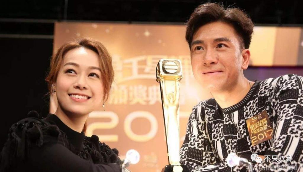 拖了这么久，他俩终于开始筹备婚礼了！