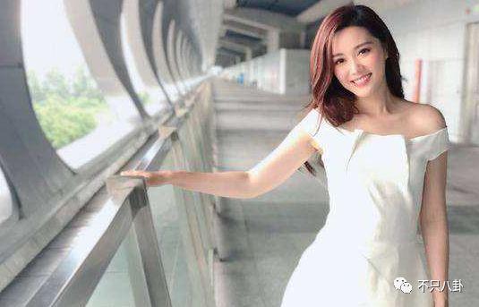 拖了这么久，他俩终于开始筹备婚礼了！