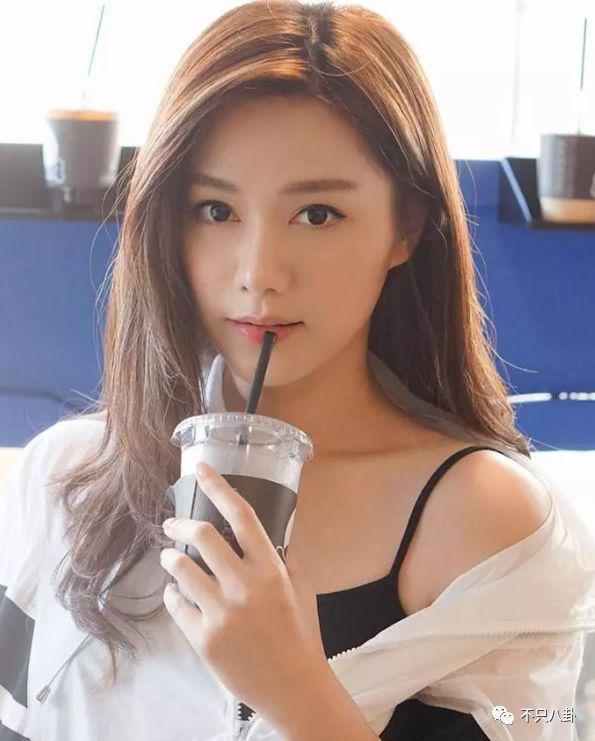 拖了这么久，他俩终于开始筹备婚礼了！