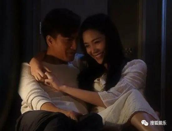 拖了这么久，他俩终于开始筹备婚礼了！