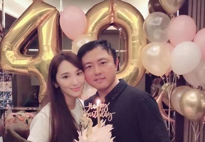 “九头身美女”吴佩慈豪门梦碎！男友纪晓波将被判刑