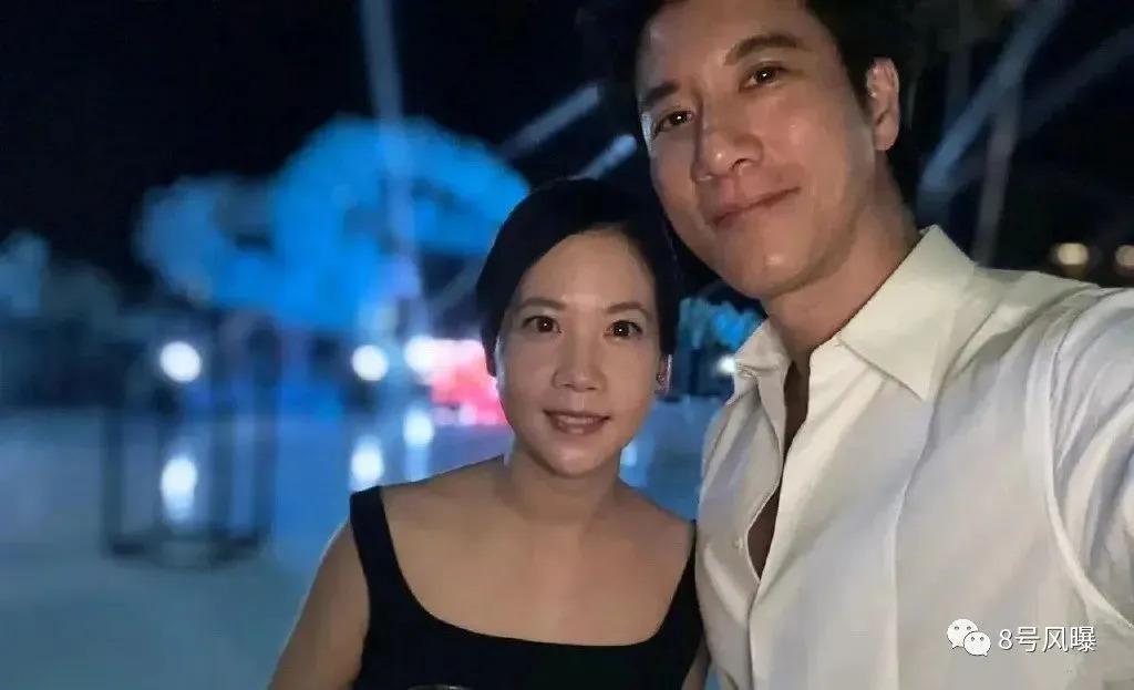 不但没散，还办了豪华婚礼