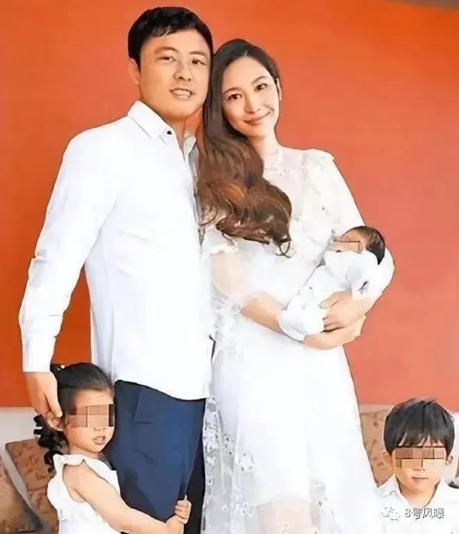 不但没散，还办了豪华婚礼