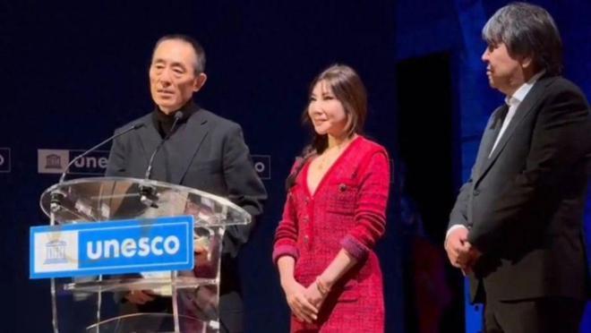 张艺谋获联合国终身成就奖,获奖感言破离婚传闻