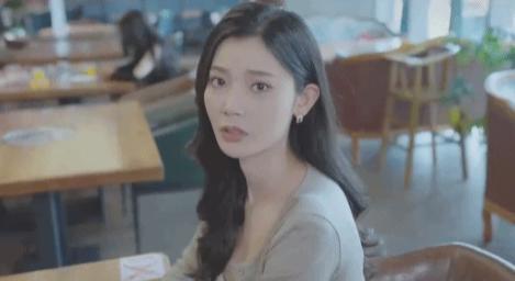 广电总局释放强监管信号！微短剧“捞金”背后竟是……