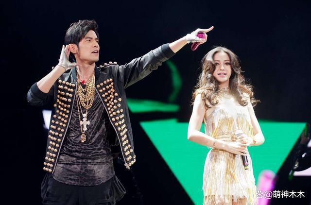 内娱明星尴尬追星史：白鹿太爱鹿晗为其改名，张碧晨追星张艺兴