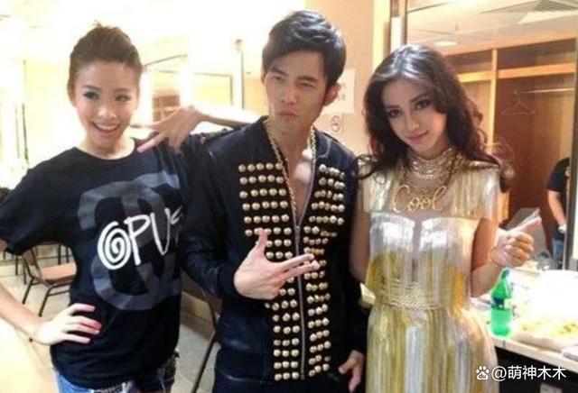 内娱明星尴尬追星史：白鹿太爱鹿晗为其改名，张碧晨追星张艺兴