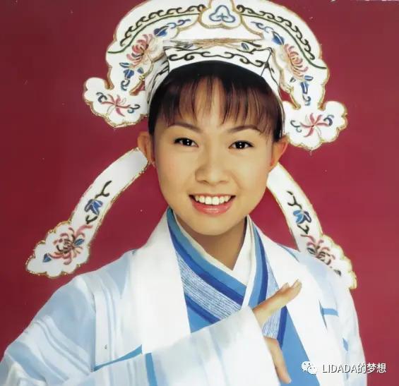 她5岁出道被父母当“摇钱树”，爆红时不顾反对隐退，如今怎样