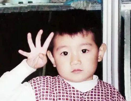 vocal？他真的恋爱了吗？？？