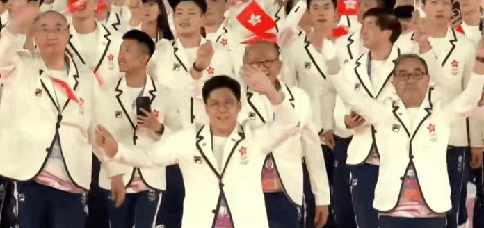 碰上她，富三代也恋爱脑