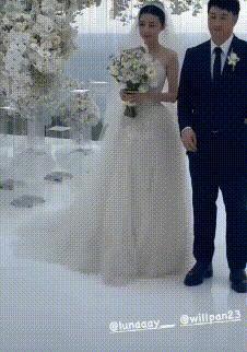 都结婚了，怎么还避嫌？