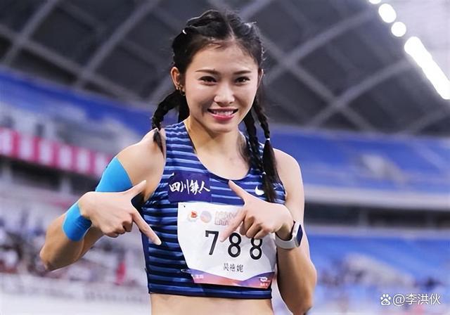 吴艳妮公开回应整容：割了双眼皮，本职是运动员而非网红