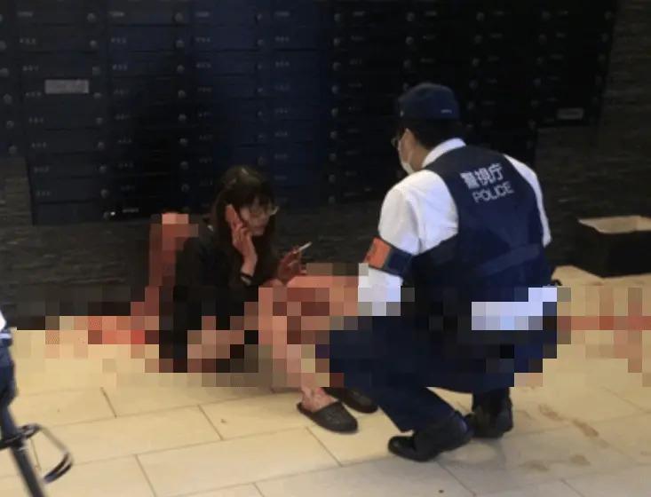 日本少女数年前因爱刺伤牛郎，出狱后变网红，牛郎事业更上一层楼？
