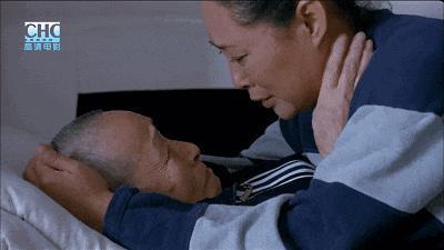 61岁刘德华突然发文宣布噩耗，字字戳心，让人泪目……