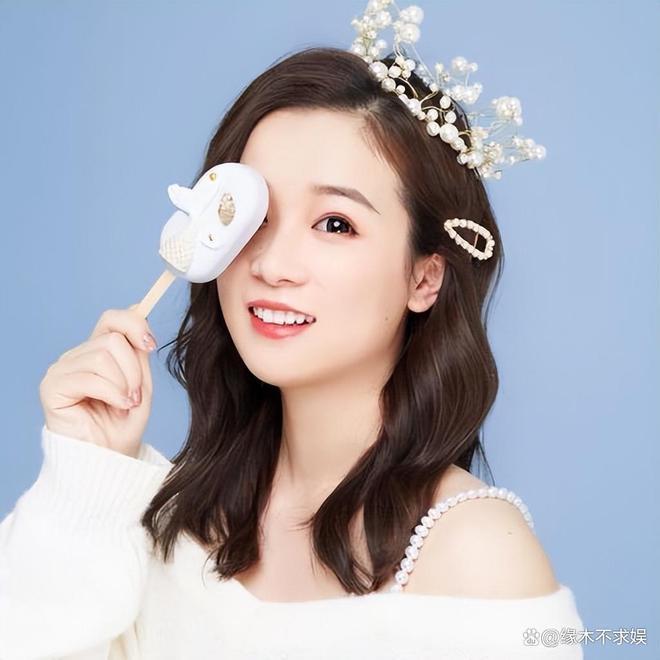 疑杨鸣妻子发文：孩子不满1岁就出轨，各种黑料被扒