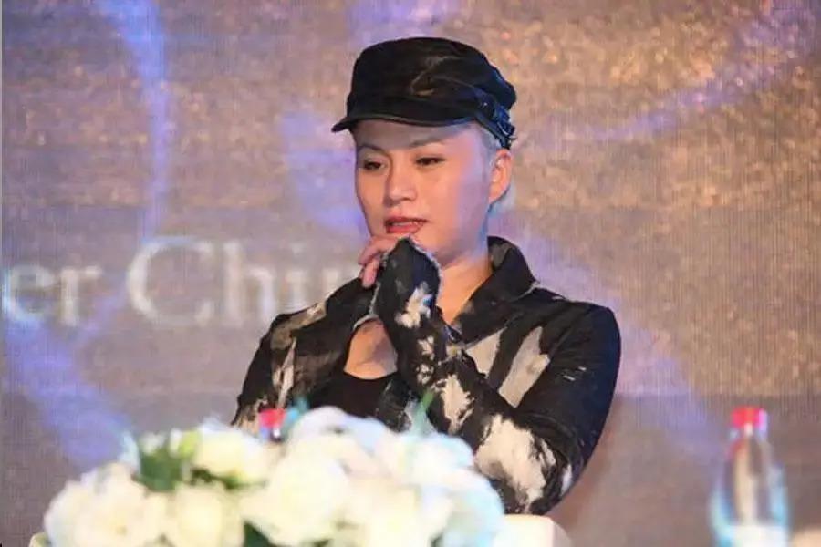 万万没想到，娱乐圈除了金星外，原来还有4位明星是变性人