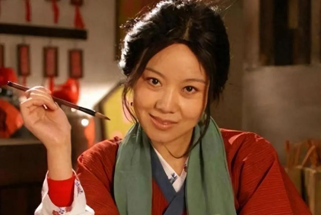 有种“整容”叫闫妮离婚，净身出户的前夫没变，她却像换个人