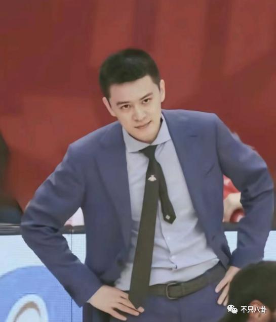 越帅的男人越渣？出轨多年纵容小三叫嚣，现在原配不忍了