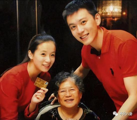 越帅的男人越渣？出轨多年纵容小三叫嚣，现在原配不忍了