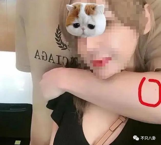 越帅的男人越渣？出轨多年纵容小三叫嚣，现在原配不忍了