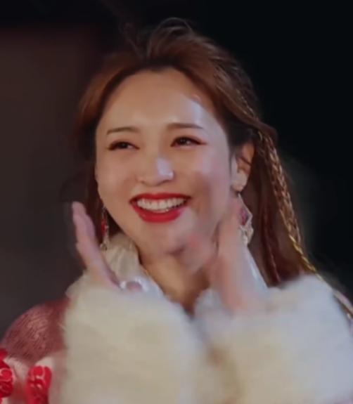 不是吧！！连孩子都有了？