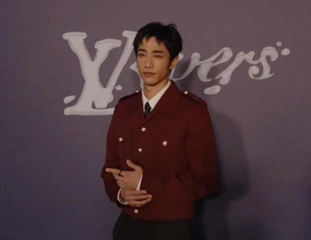 香港大秀男明星:古天乐脸僵,宋仲基脸肿,很多造型一言难尽