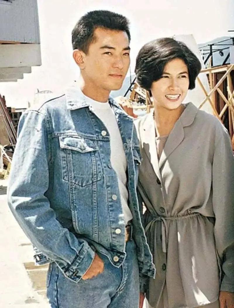 她是90年代“疯批美人”，年少与郑伊健恋爱七年，58岁依旧单身