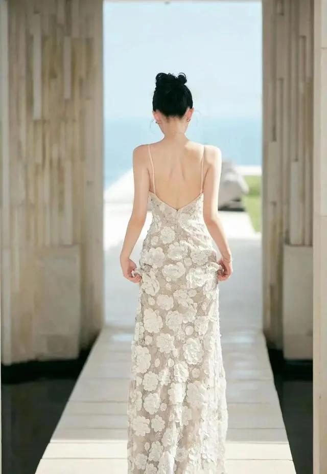 潘玮柏宣云结婚照片公开，新娘子现场数次落泪