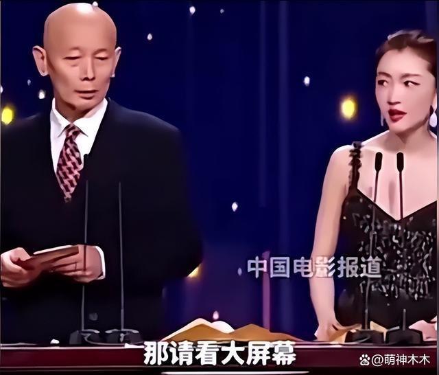 一场金鸡奖彻底毁了周冬雨！没了路人缘，三金影后照样票房扑街
