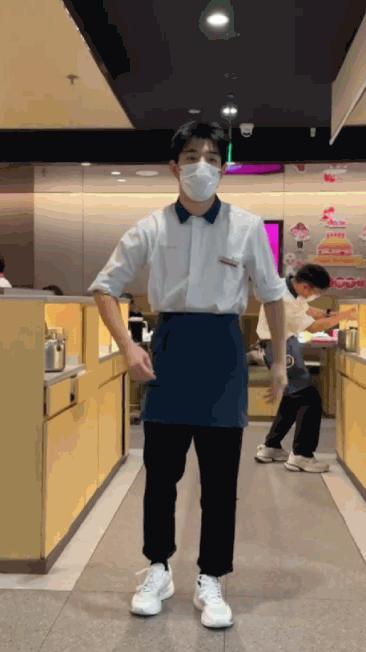 海底捞「科目三」火了，但我劝你别跳