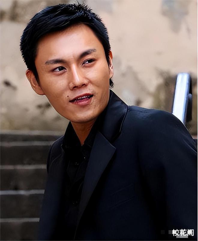 45岁秦昊“无人敢惹”，再次给娱乐圈敲响警钟