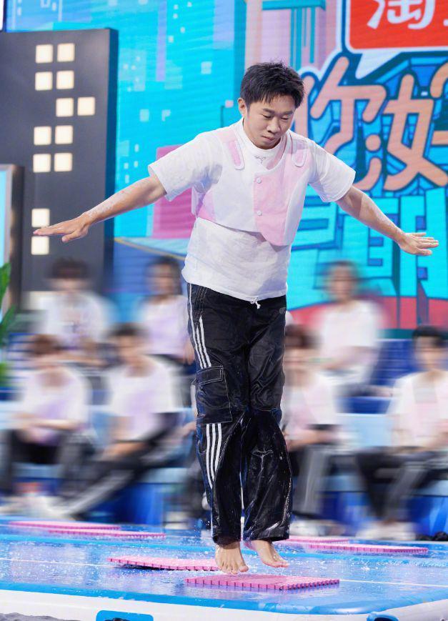 杨迪首谈分手风波！后悔告诉公众，被骂受前任鼓励，再干几年退圈