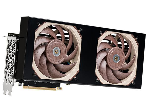 有点丧心病狂！RTX 4070硬是做成四插槽体积 堪比4090