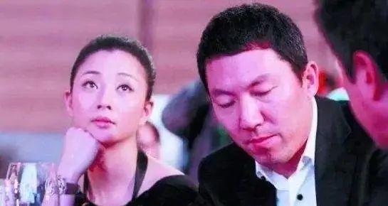 突然生下三胎！孩子亲爸到底是谁？