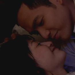 被他亲到腿软？吃点好的吧