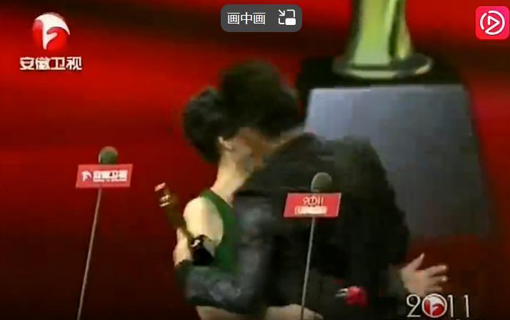 被他亲到腿软？吃点好的吧