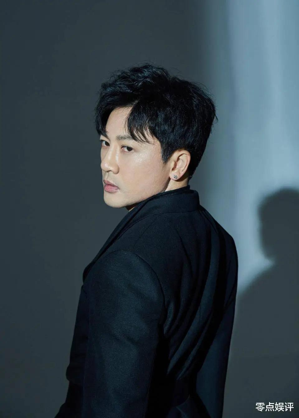 苏有朋密婚15年？太太身份揭秘，网友：难怪看不上林心如