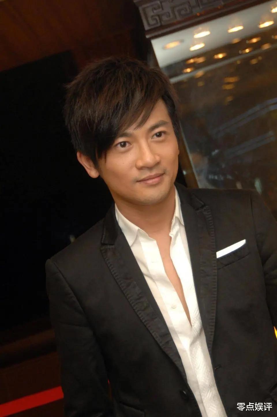 苏有朋密婚15年？太太身份揭秘，网友：难怪看不上林心如