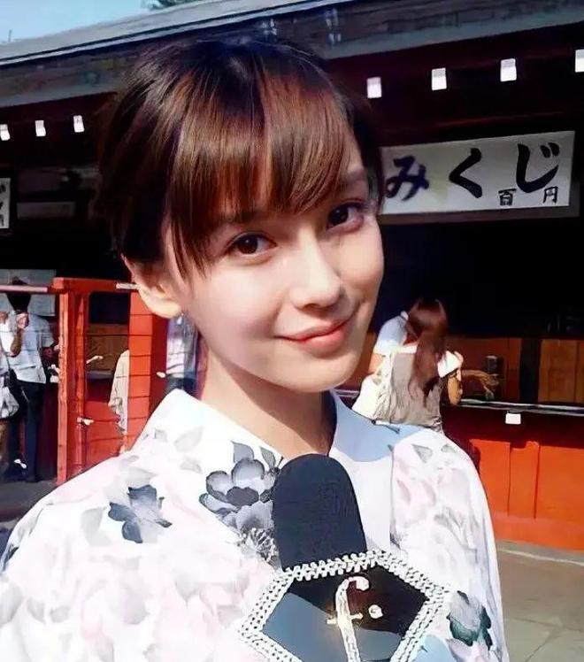 杨颖15岁在日本的照片被翻出，满身风尘味，网友惊呼：难怪能驾驭疯马秀