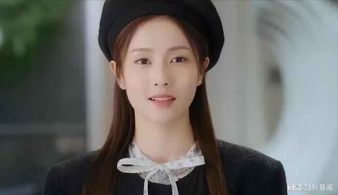 大嘴平胸，这些非要演“绝世美女”的演员，一个比一个尬