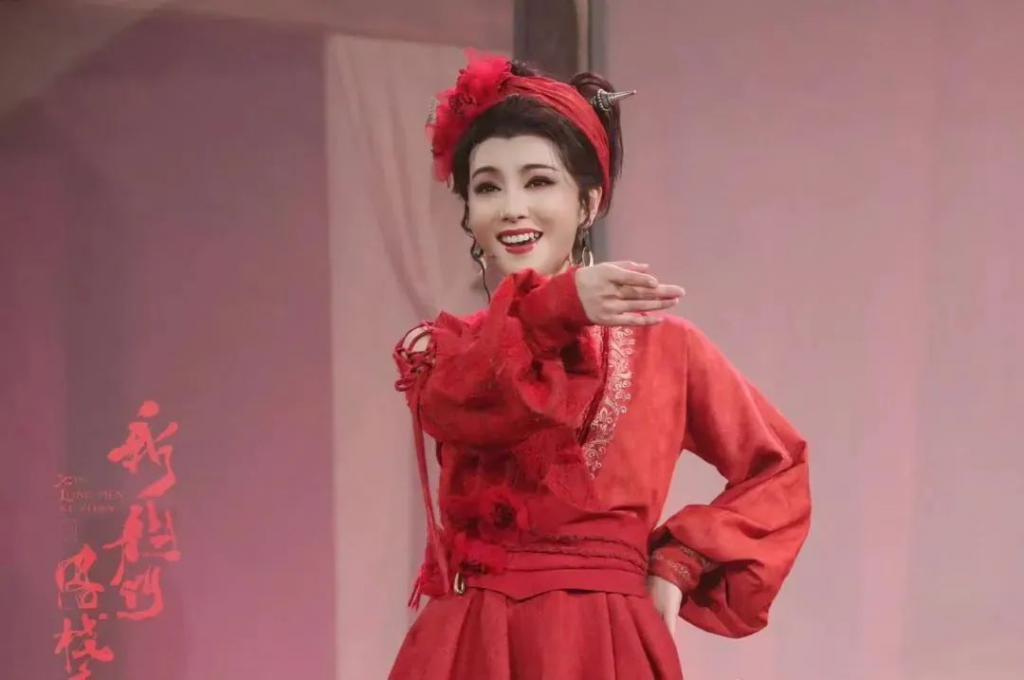 90后女顶流“老公姐”秒杀男星，背后藏着一个高人