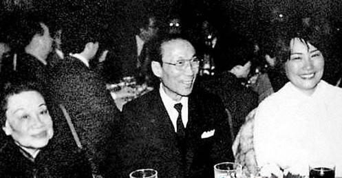 《新闻女王》原型，邵逸夫爱了63年，何以成为最大赢家