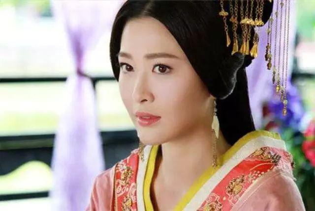 公开离婚！出轨剧组女演员，被骂惨了！