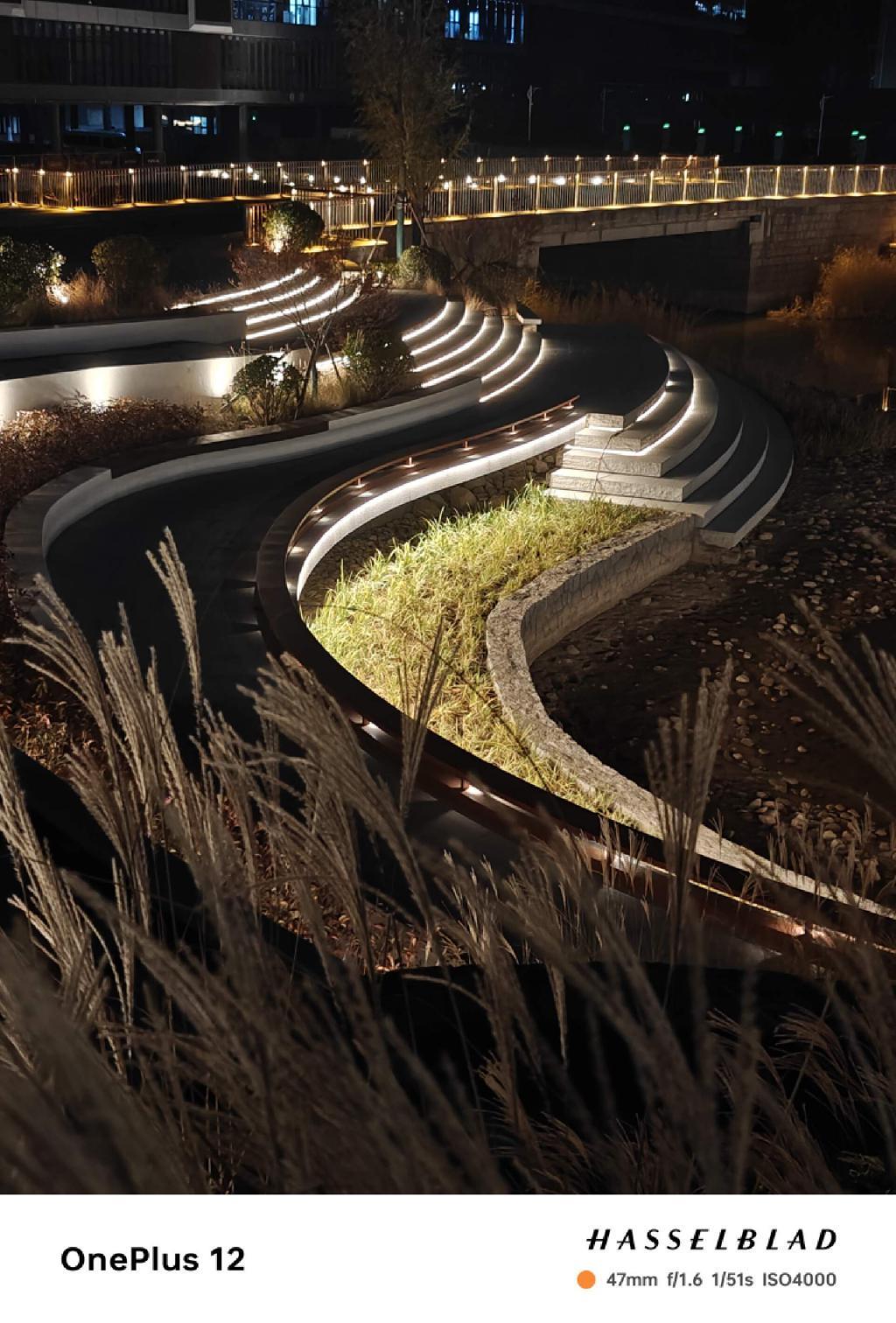 一加 12 深度体验：一款没有 Pro，却全面超越 Pro 的不将就旗舰